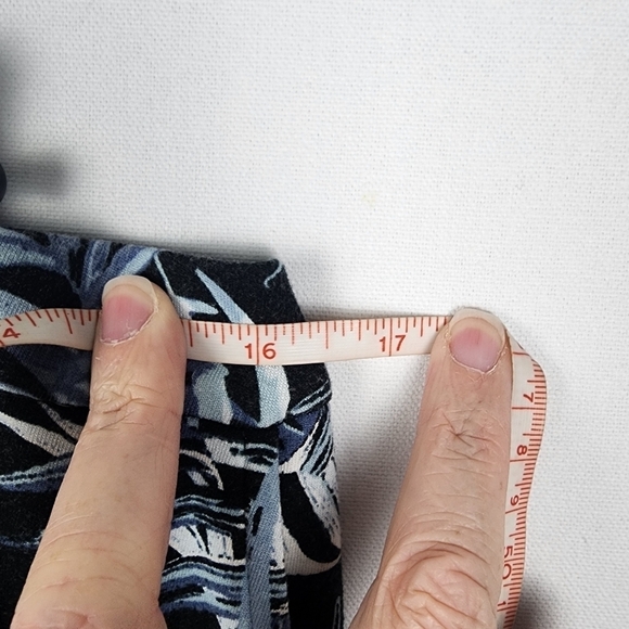 J Jill Wearever Collection Full Leg Tropical Print Lounge Pants Size Medium - Picture 3 of 6